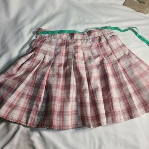 Junior's Plaid Pink Skirt Size Small